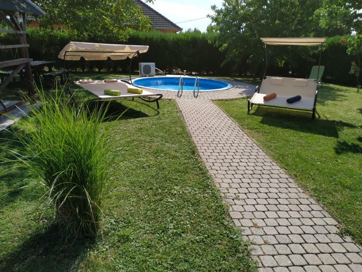 Apartamento Orient Relax Garden Keszthely Exterior foto